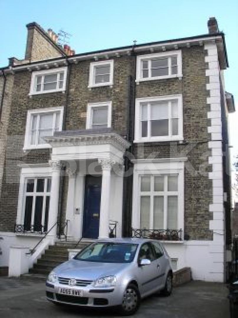 			RENT INCLUSIVE OF BILLS!, Studio Apartment, 1 bath, 1 reception Studio			 Camden Road, CAMDEN BORDERS 